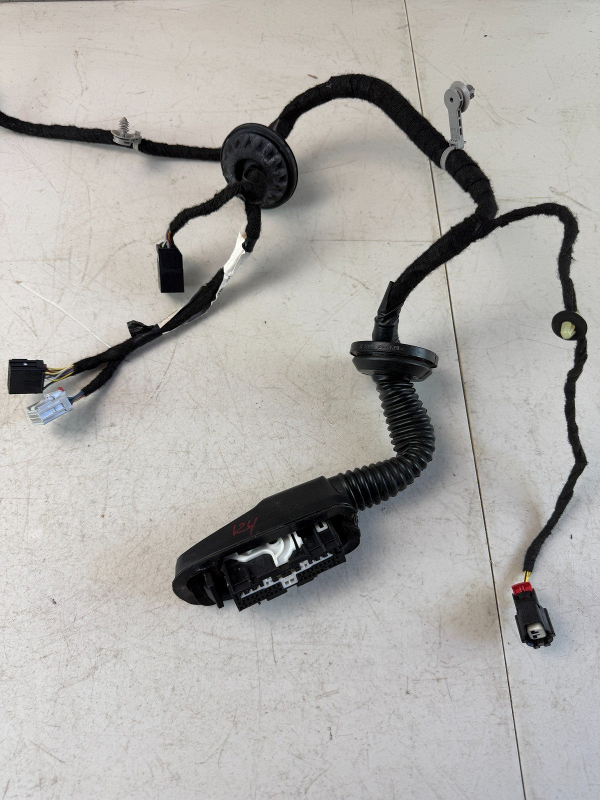 2016-2024 CHEVROLET CAMARO FRONT RIGHT PASSENGER SIDE DOOR WIRE HARNESS 84466310