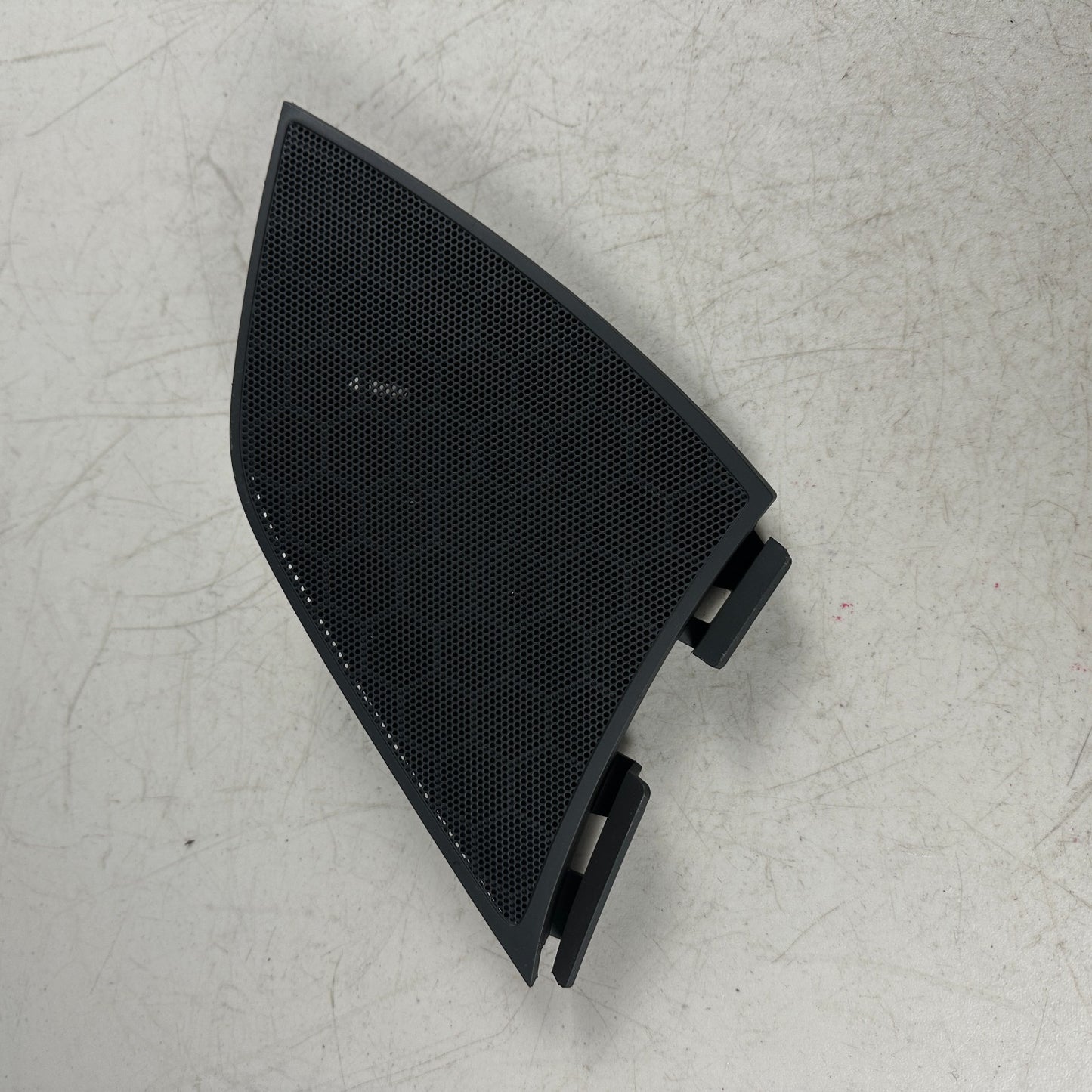 2014-19 CHEVROLET CORVETTE C7 FRONT RIGHT SIDE TWEETER SPEKAER GRILLE COVER OEM