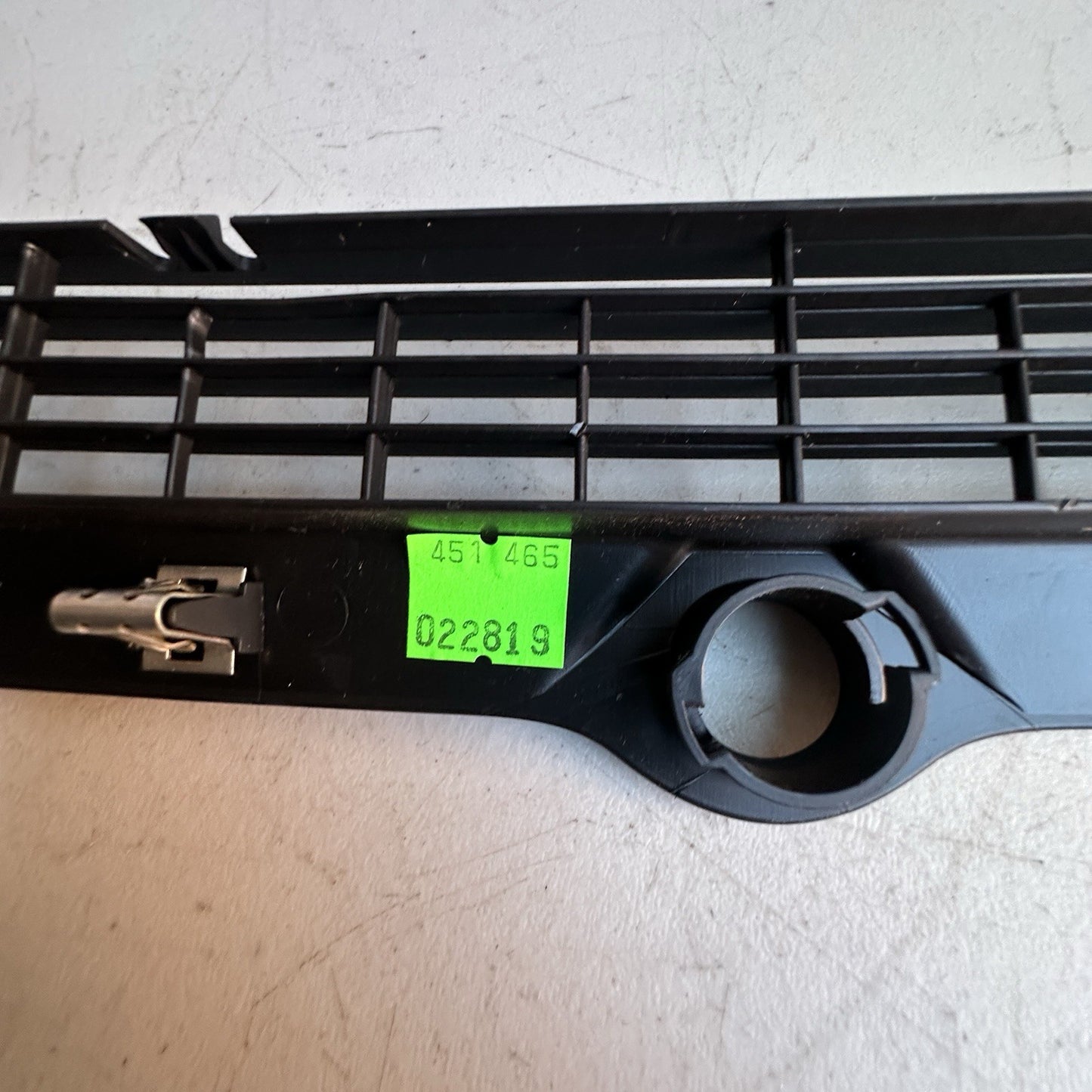 15-19 CHEVY CORVETTE C7 OEM CENTER DASH UPPER DEFROST VENT TRIM OEM GM