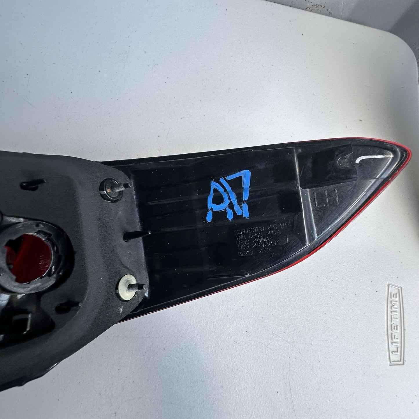 2015 2016 2017 HYUNDAI SONATA LEFT DRIVER SIDE QUARTER TAIL LIGHT OEM