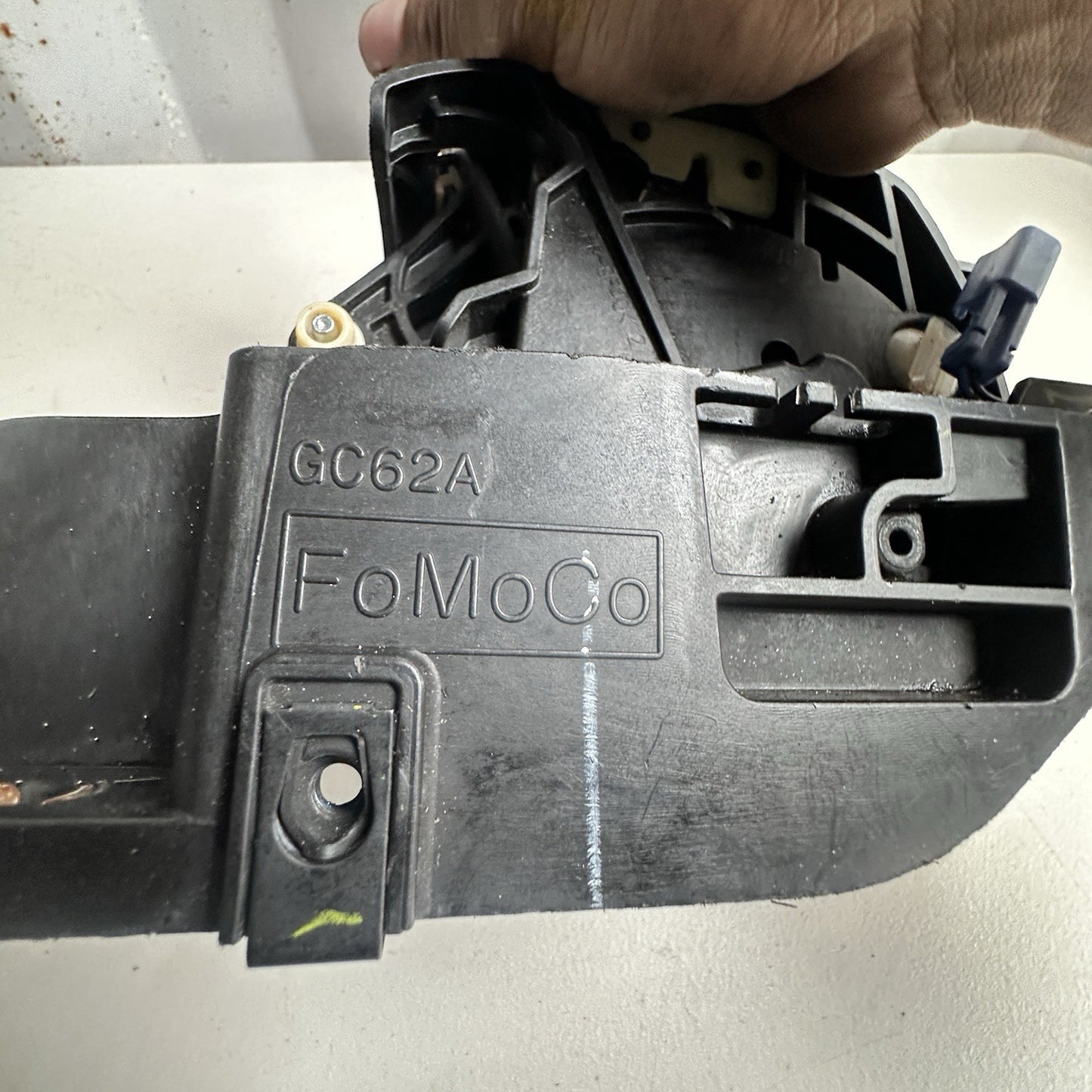 2013-2016 FORD FUSION TRANSMISSION SHIFTER SELECTOR LEVER OEM*