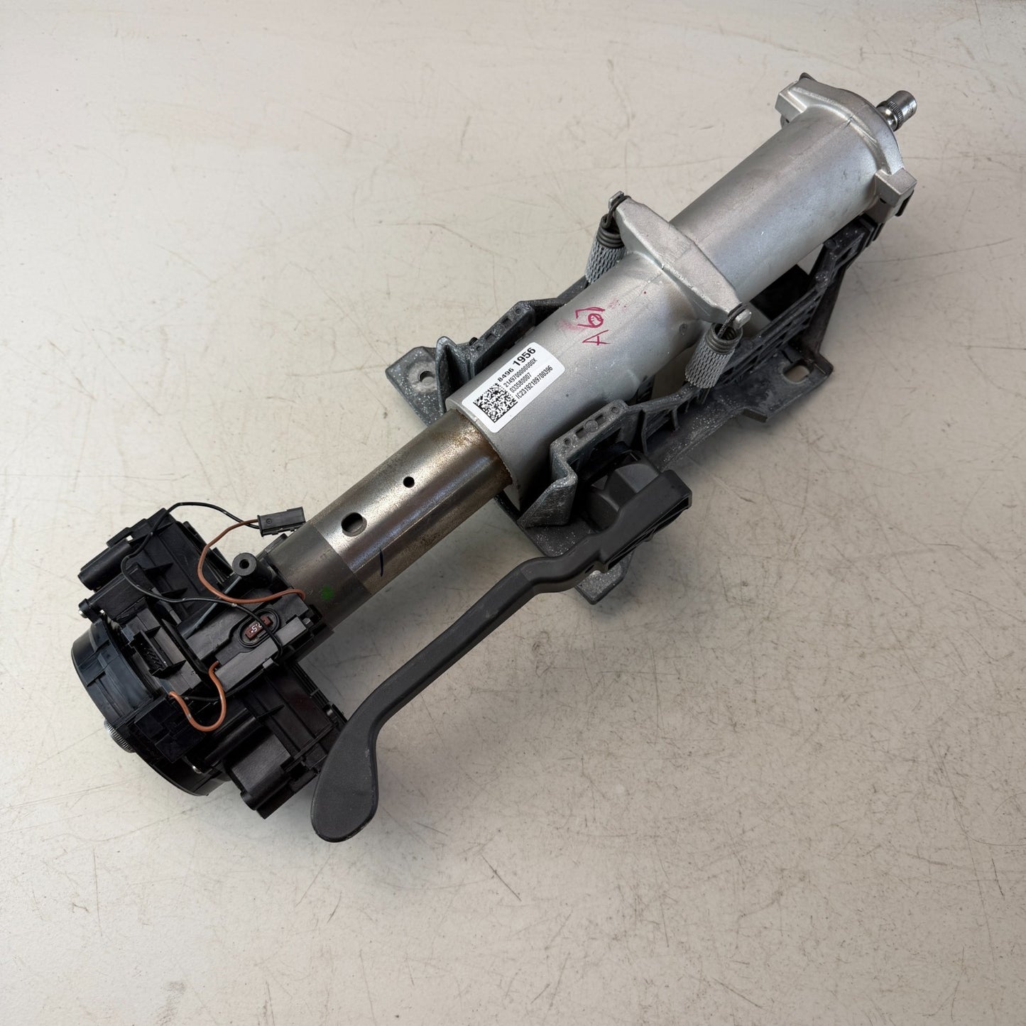2018-2024 CHEVROLET CAMARO MANUAL ADJUSTMENT STEERING COLUMN SHAFT W/ PEDAL OEM