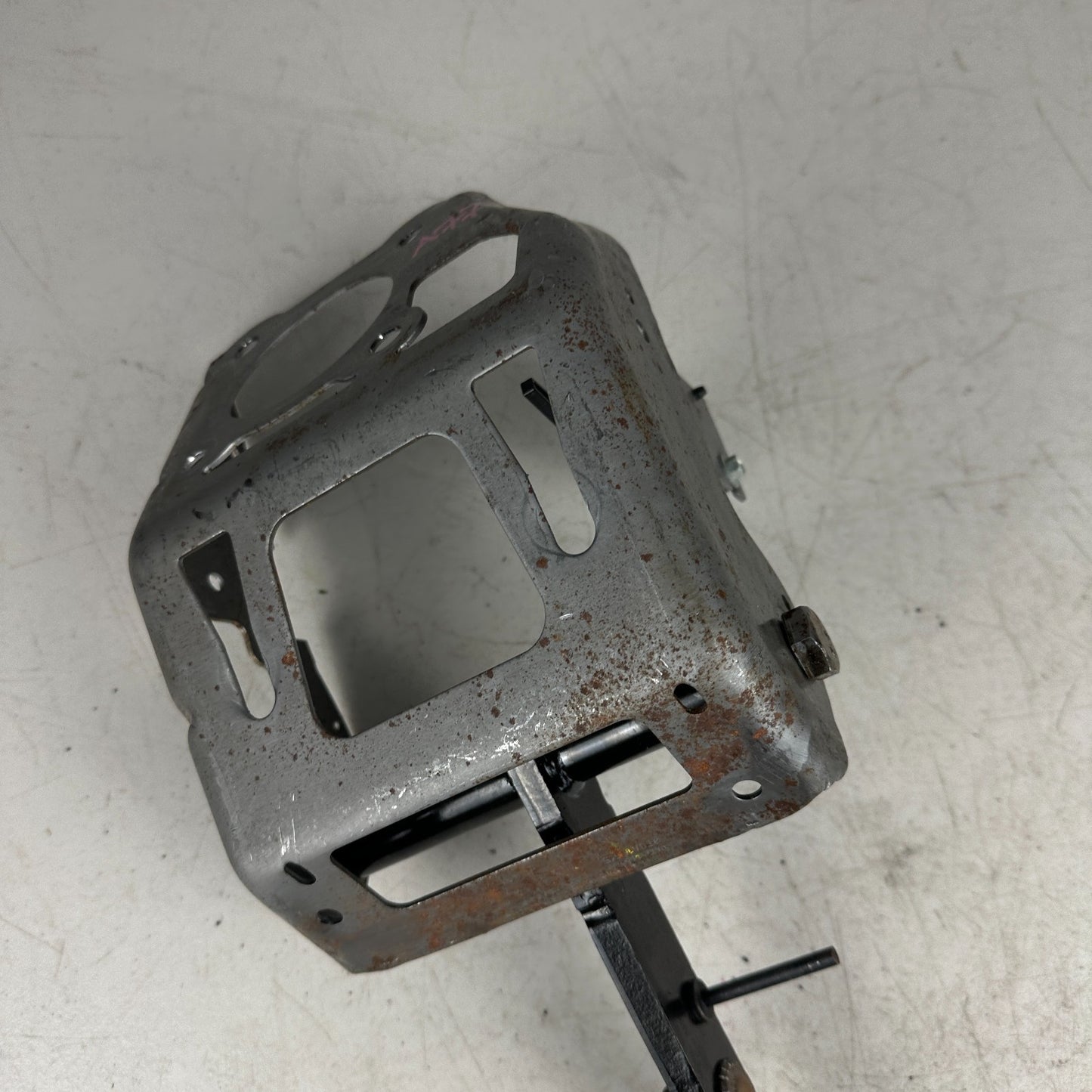 2015-2023 DODGE CHALLENGER FLOOR BRAKE STOP PEDAL PAD W/ BRACKET SUPPORT OEM