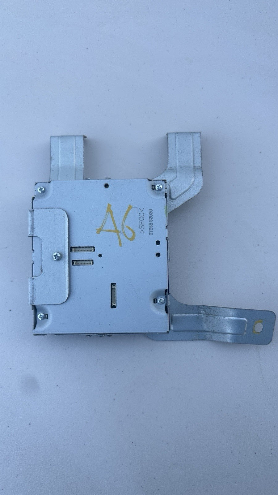 2016 - 2018 Kia Sorento Communication Telematic Control Module 96510C6500 Oem