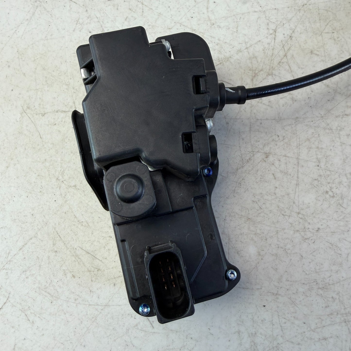2005-2013 CHEVROLET CORVETTE RIGHT PASSENGER SIDE DOOR LOCK RELEASE 10352332 OEM