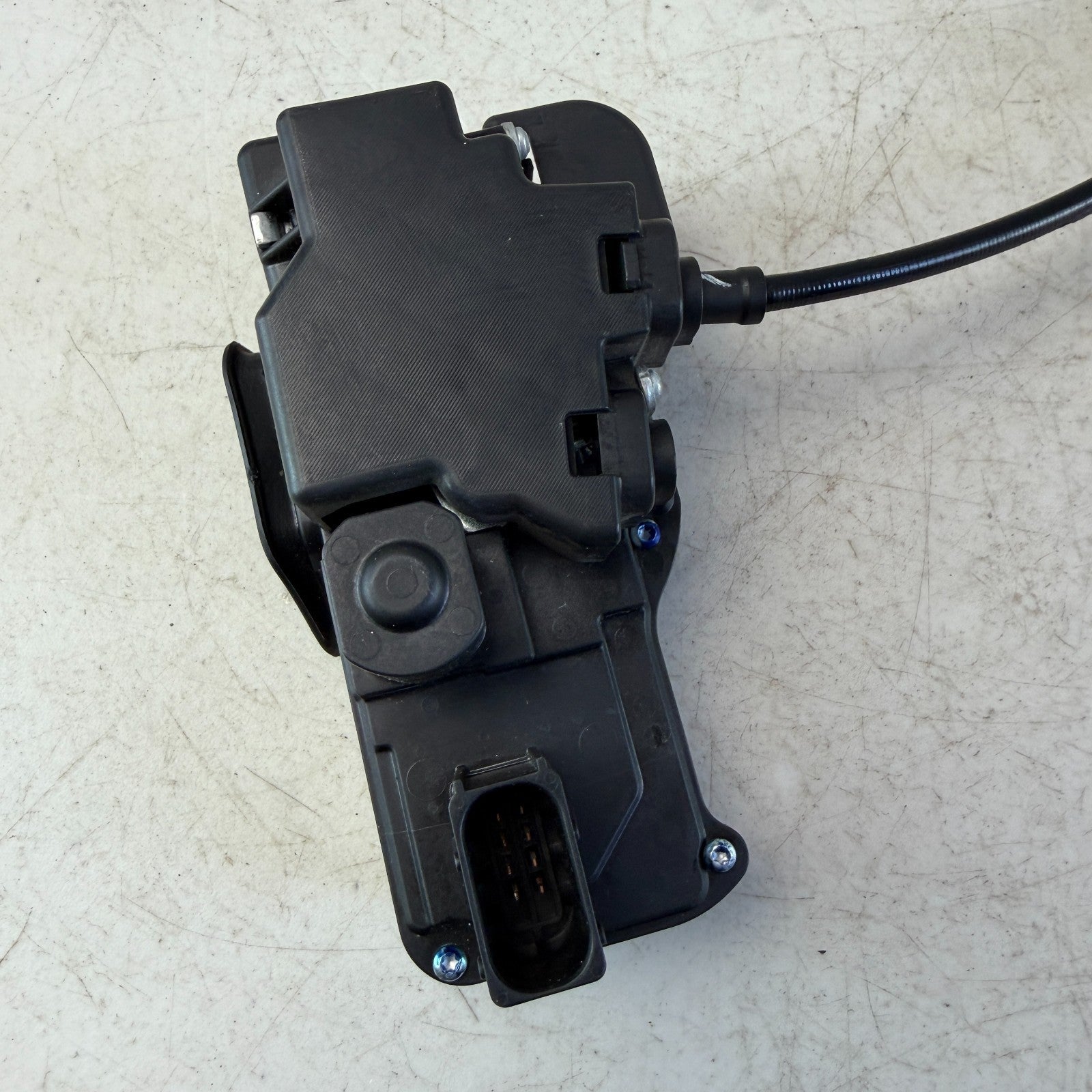2005-2013 CHEVROLET CORVETTE RIGHT PASSENGER SIDE DOOR LOCK RELEASE 10352332 OEM
