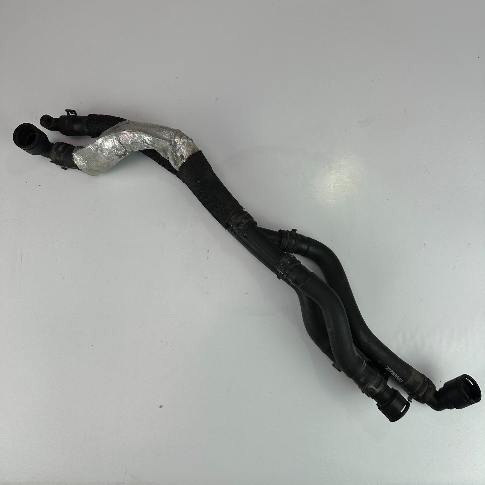 2014-2019 CHEVROLET CORVETTE C7 RADIATOR COOLANT RESERVOIR HOSE PIPES 22768503