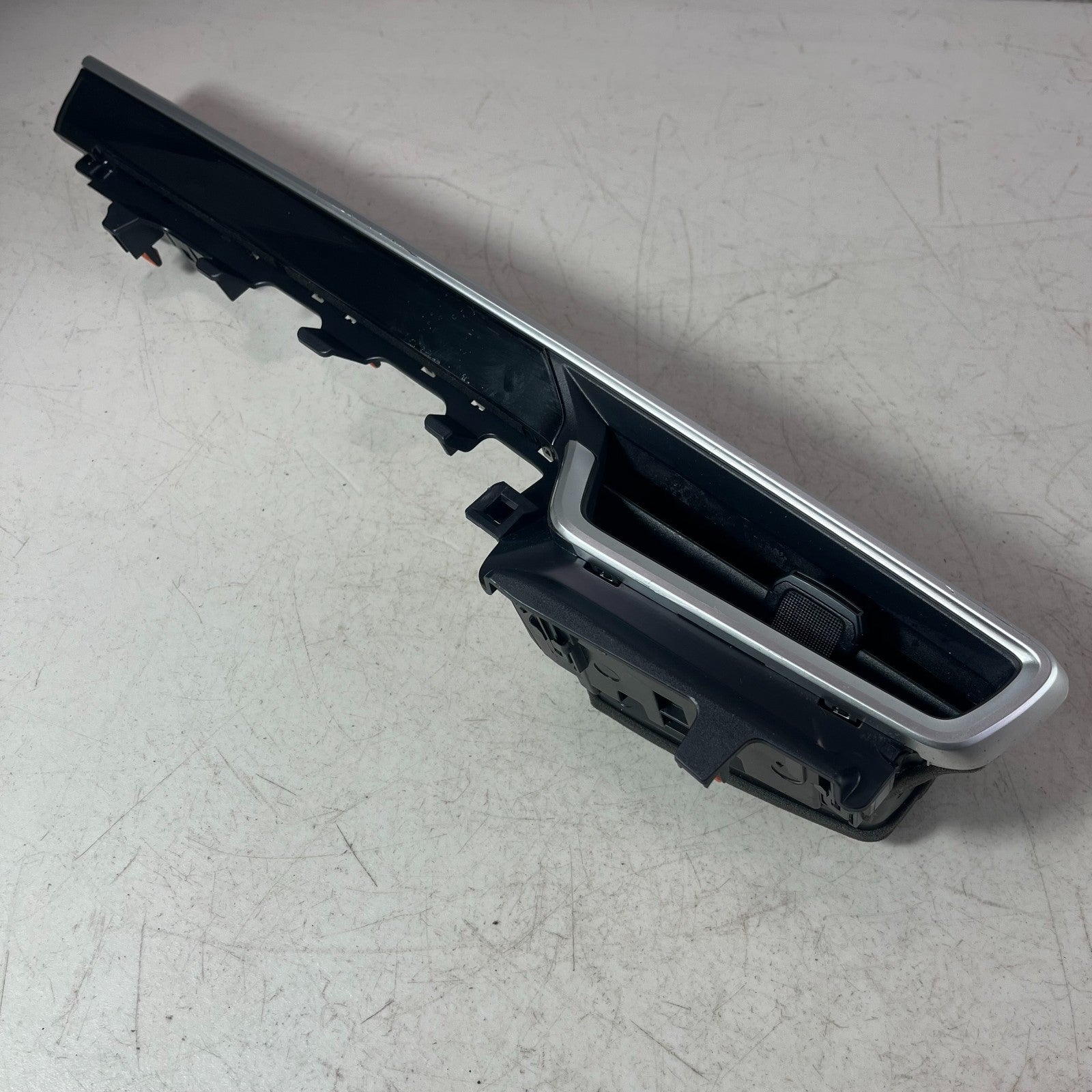 19-25 TOYOTA COROLLA DASH DASHBOARD RIGHT AC AIR VENT GRILLE W/ COVER BEZEL OEM