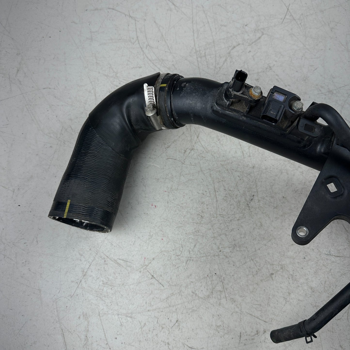 2017 - 2022 HONDA CR-V CRV TURBO INTERCOOLER OUTLET AIR HOSE PIPE TUBE OEM