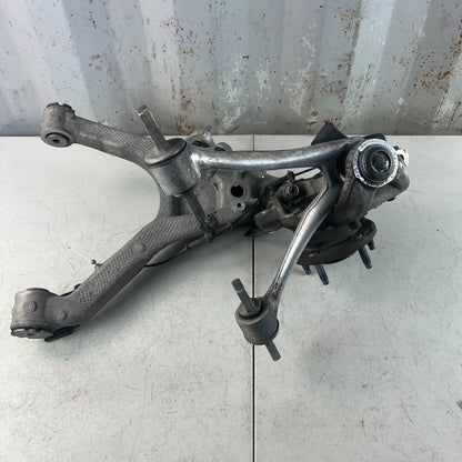 2014-2019 CHEVY CORVETTE FRONT RIGHT PASSENGER SIDE SUSPENSION KNEE ASSEMBLY OEM