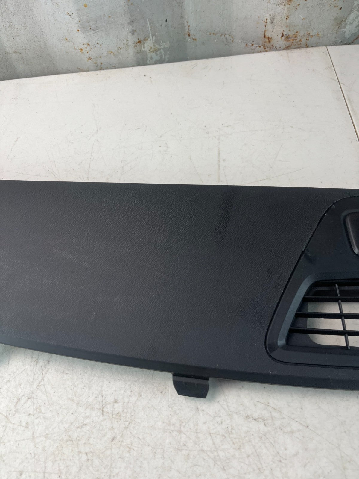2016-24 CHEVROLET CAMARO DASHBOARD DEFROST GRILLE COVER TRIM PANEL 84081749 OEM