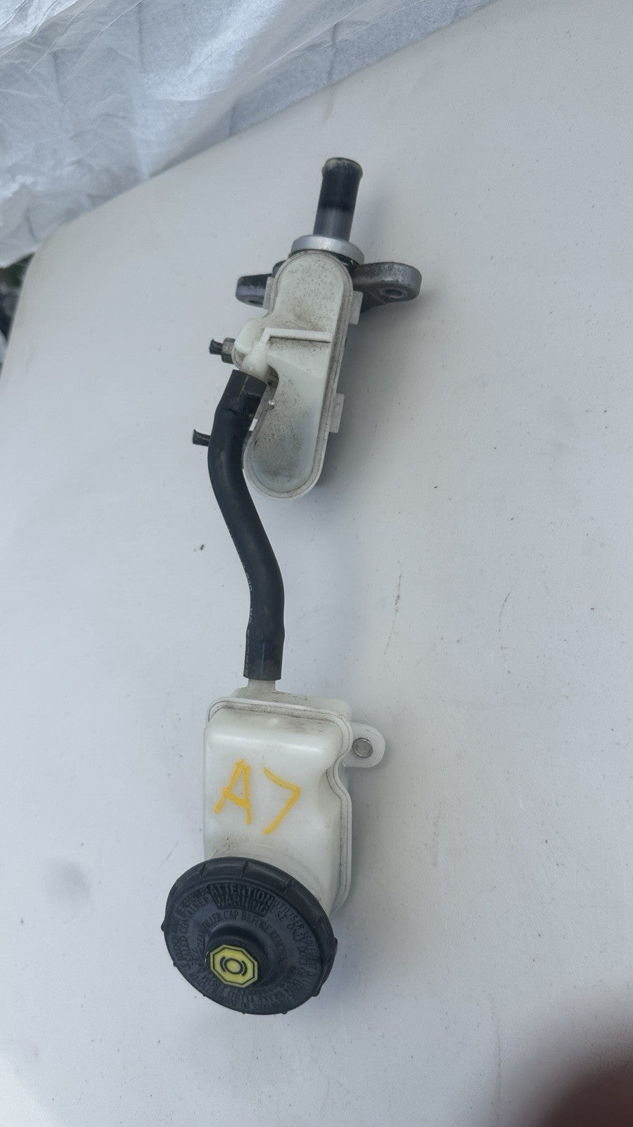 12 - 15 Honda Civic 1.8L Brake Master Cylinder Assembly OEM 46100TR3A01