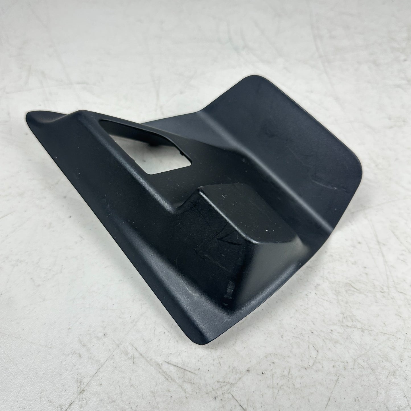 2014-2019 CHEVROLET CORVETTE RIGHT PASSENGER SIDE QUARTER TRIM COVER PANEL OEM
