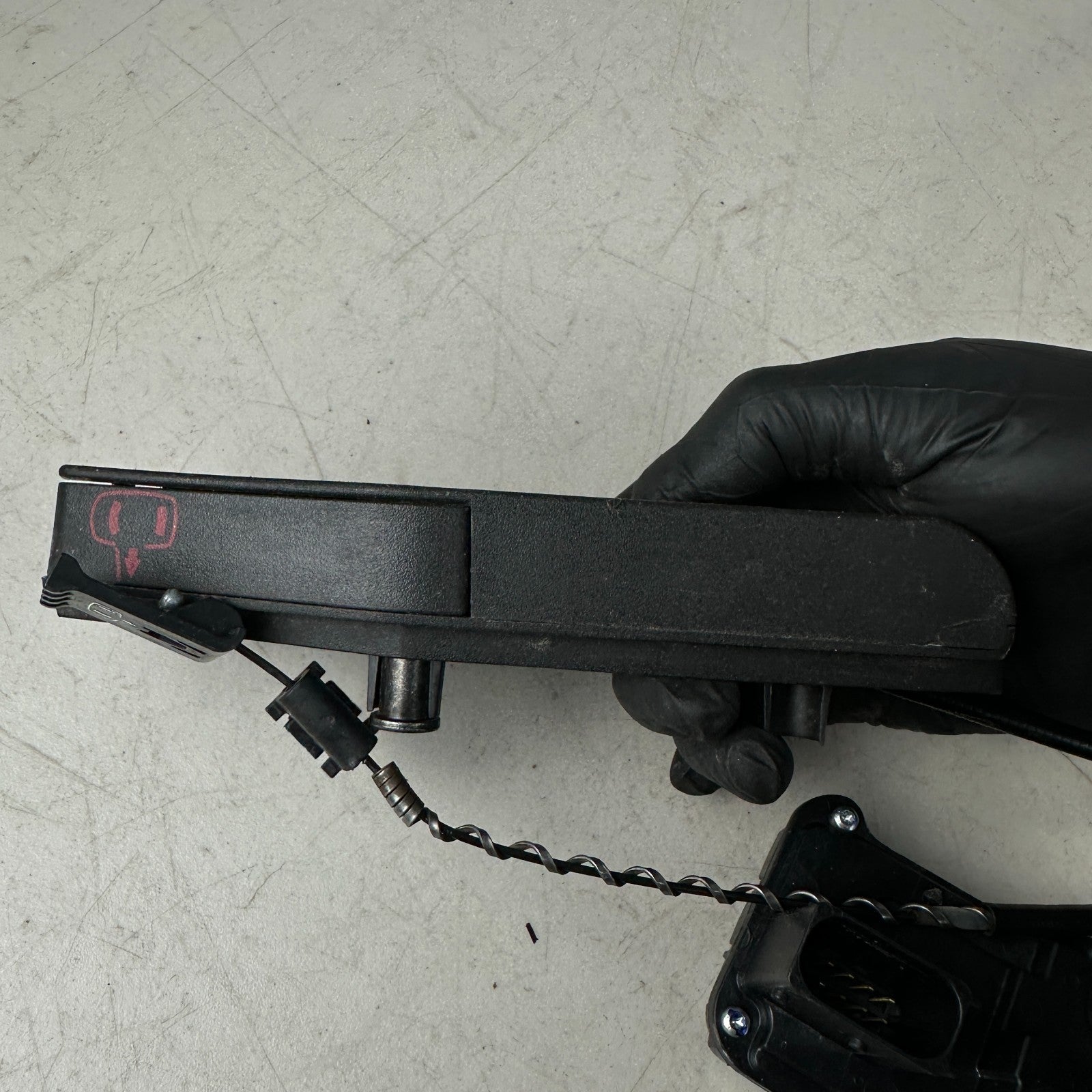 2014-2019 CHEVROLET CORVETTE C7 LEFT OR RIGHT SIDE DOOR LOCK LATCH ACTUATOR OEM