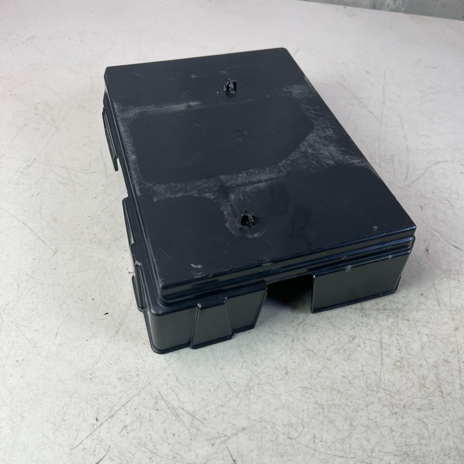 2017 - 2022 HONDA CR-V 1.5L BATTERY TRAY HOUSING BOX SUPPORT MOUNT BRACKET OEM