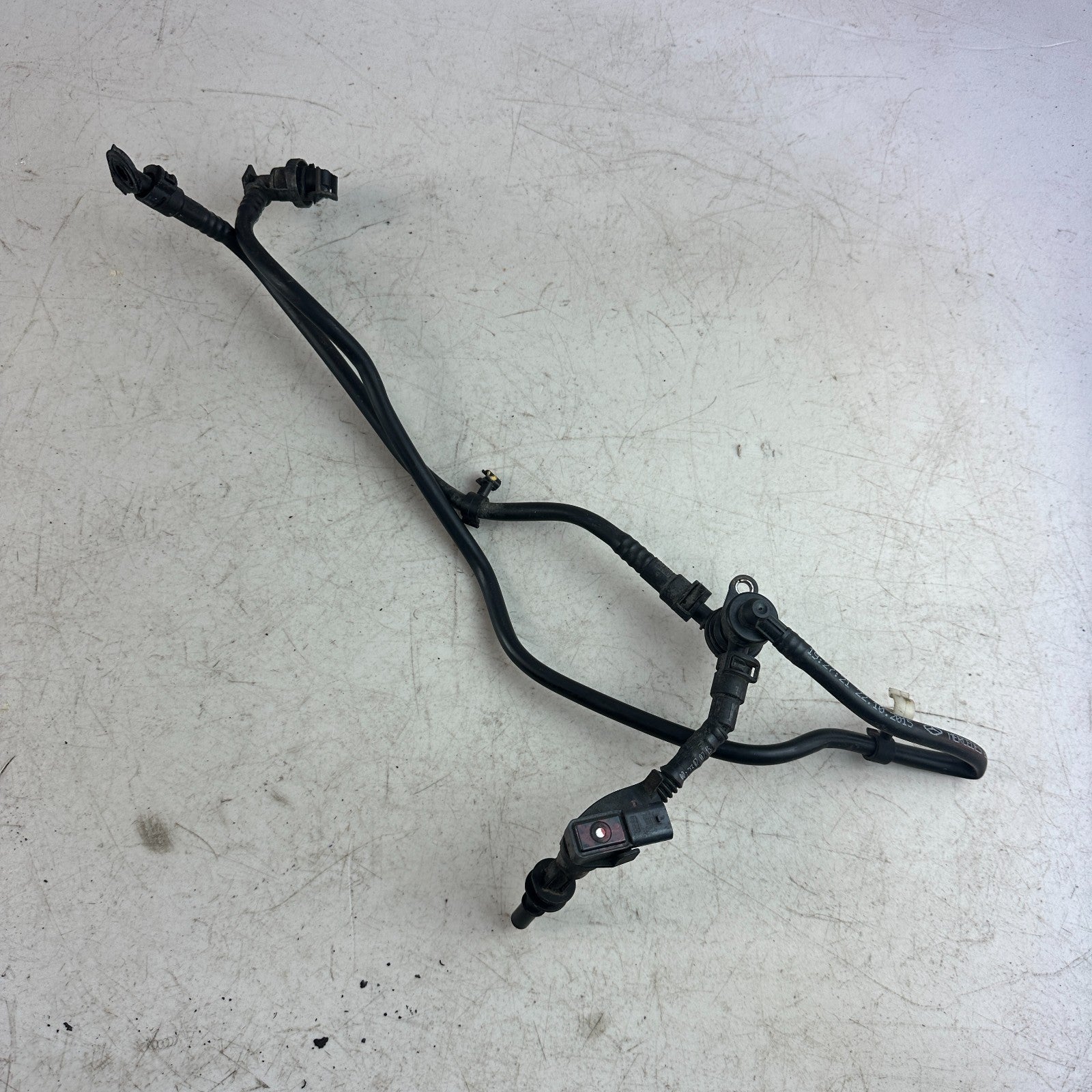2015-2021 MERCEDES W205 C300 2.0L VAPOR CANISTER PURGE HOSE TUBE A2740183800 OEM