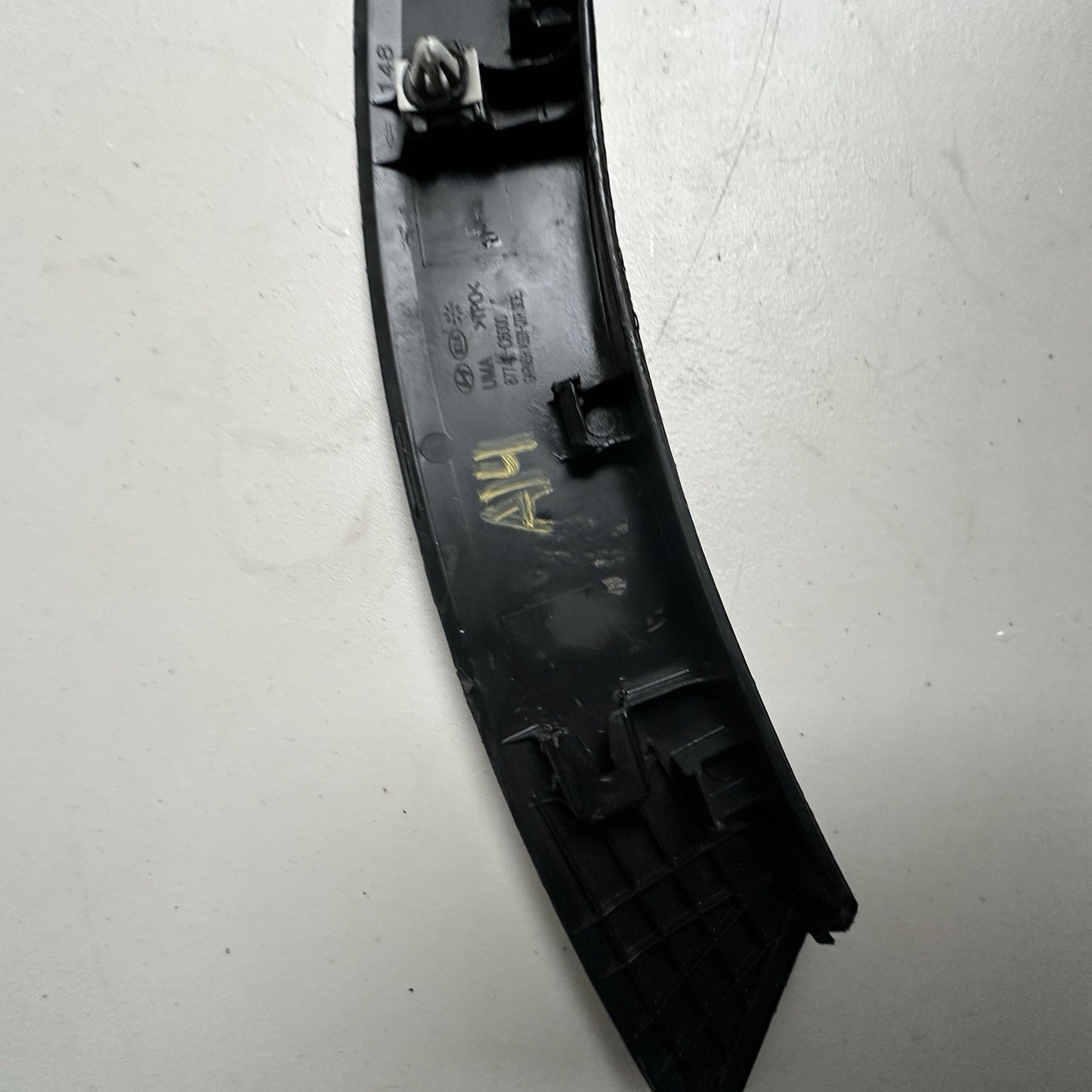 16 - 20 Kia Sorento Rear Wheel Opening Flare Molding LH Driver Side OEM