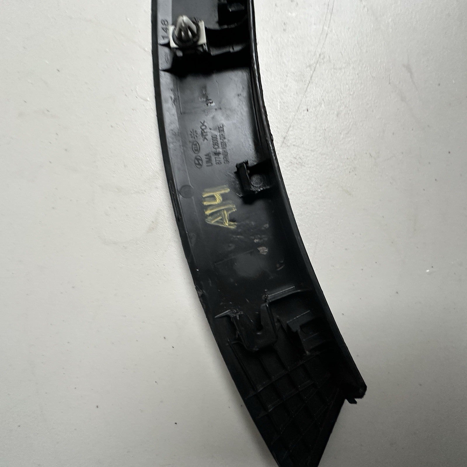 16 - 20 Kia Sorento Rear Wheel Opening Flare Molding LH Driver Side OEM