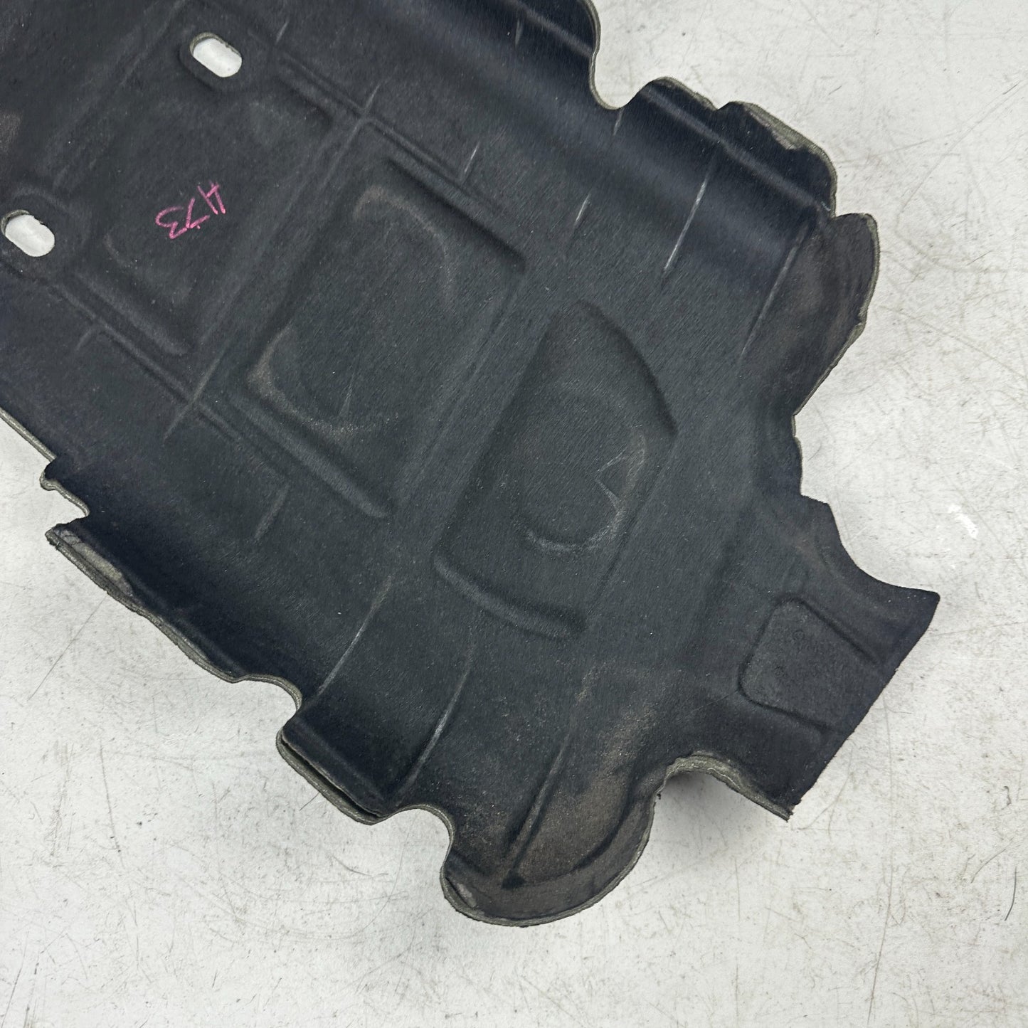 16-24 CHEVROLET CAMARO INTAKE MANIFOLD COVER INSULATOR BLACK 12646904 OEM