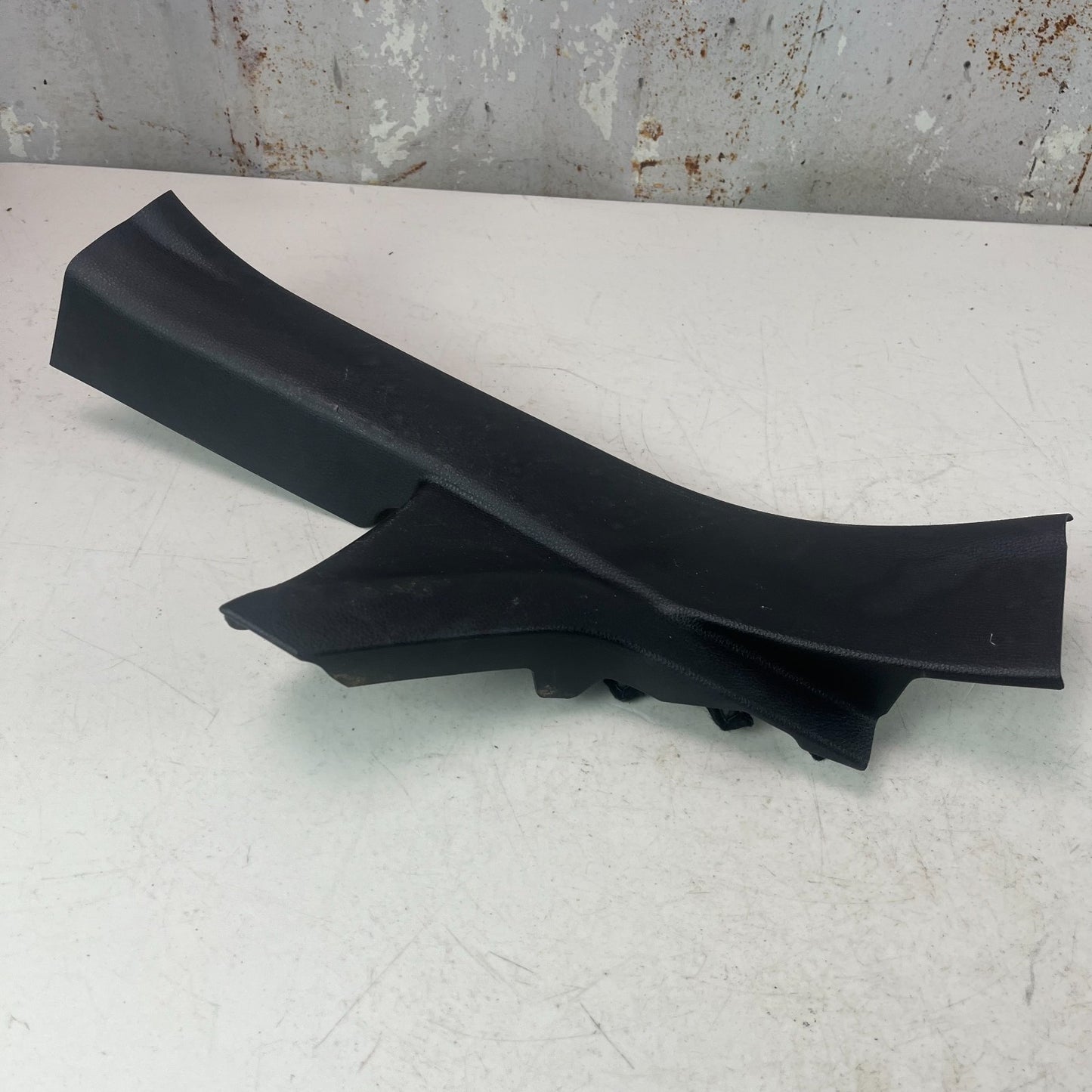 2020-2025 TOYOTA COROLLA REAR RIGHT DOOR SILL PLATE TRIM COVER 67917-12250 OEM
