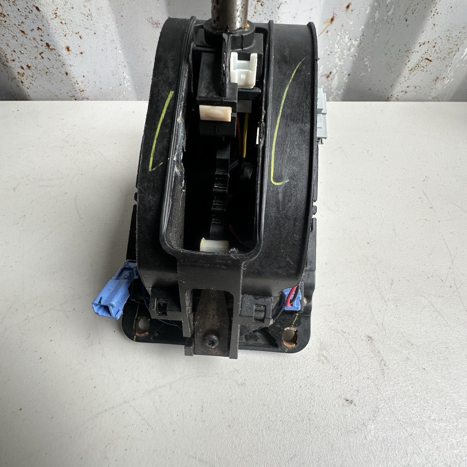 2013-2016 FORD FUSION TRANSMISSION SHIFTER SELECTOR LEVER OEM*