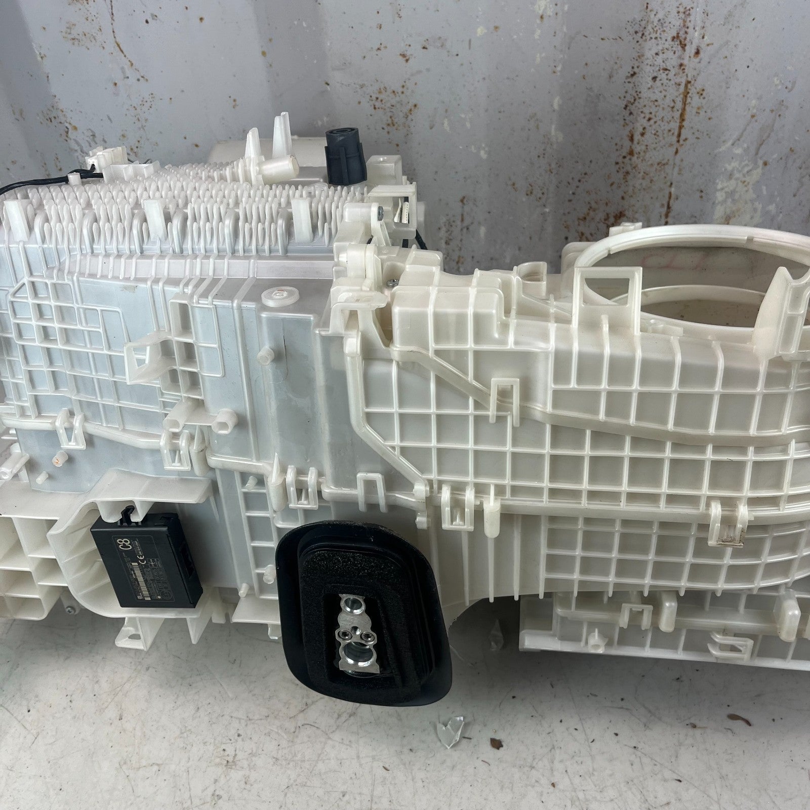 2019-2025 TOYOTA COROLLA HVAC HEATER CORE BLOWER MOTOR HOUSING 87010-12860 OEM