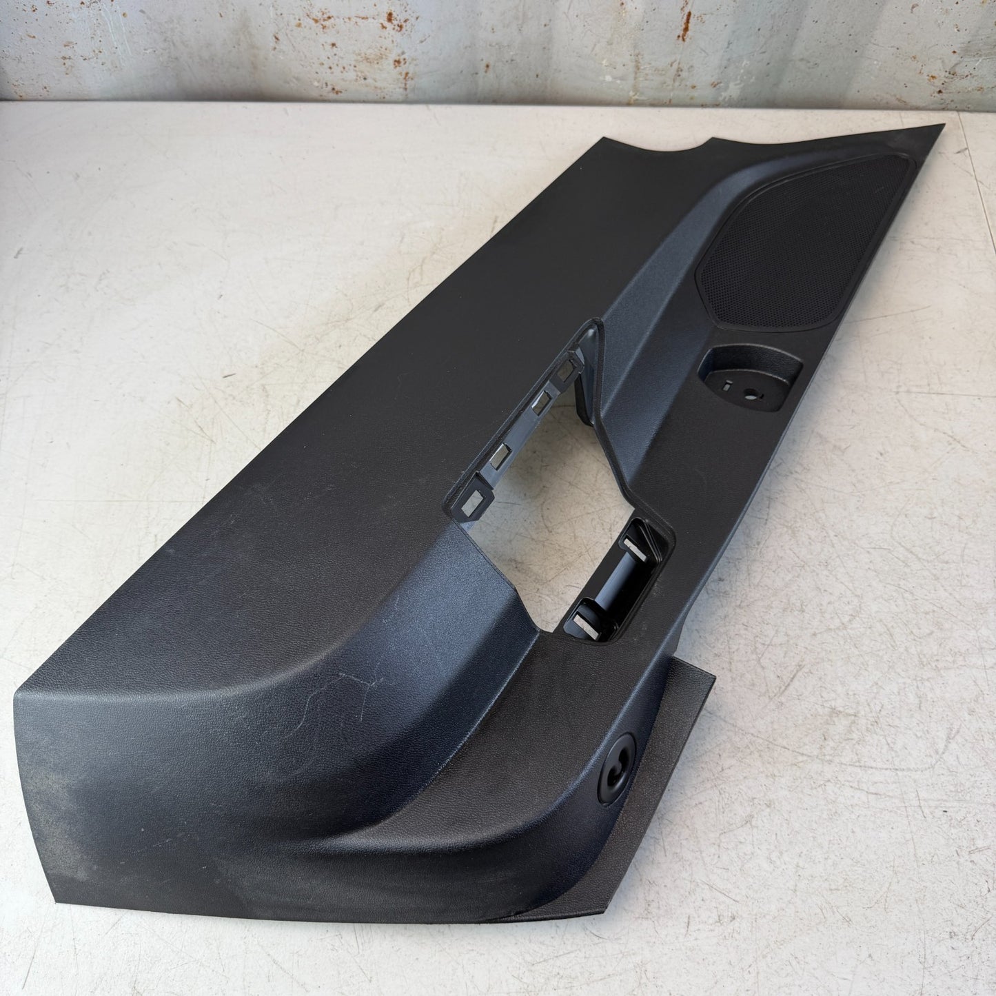 2014-2019 CHEVROLET CORVETTE C7 RIGHT SIDE TRUNK TRIM COVER PANEL 22945836  OEM
