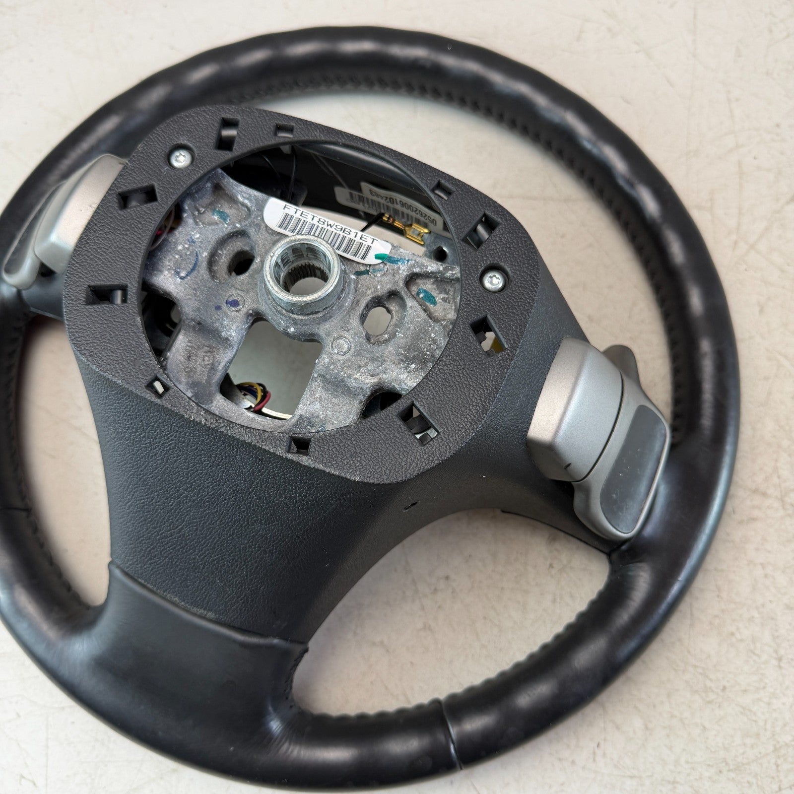 2005-2013 CHEVROLET CORVETTE C6 DRIVER STEERING WHEEL W/ PADDLE SHIFTER 15871423
