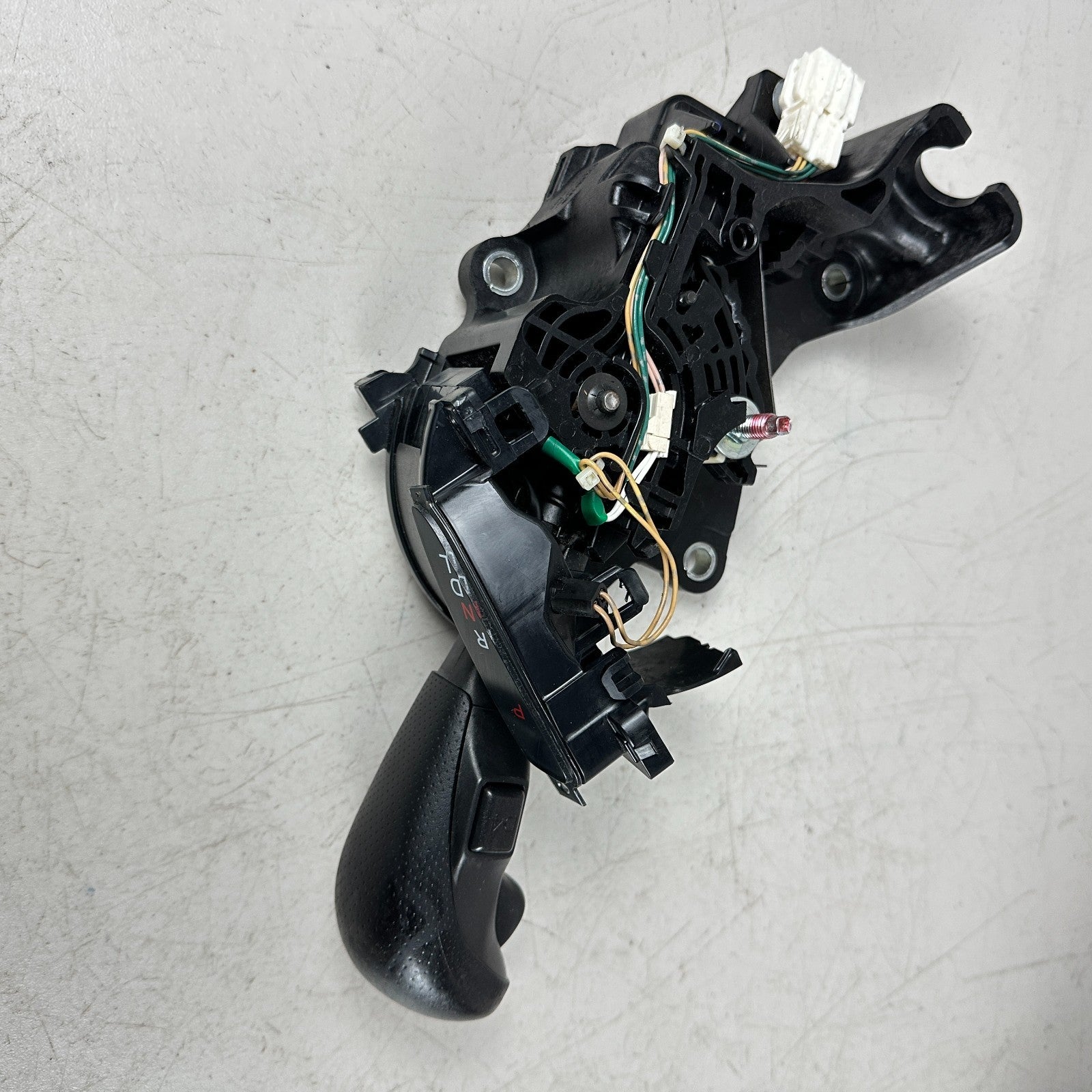 2011-2013 HONDA ODYSSEY FRONT AUTOMATIC FLOOR GEAR SHIFTER SELECTOR ASSEMBLY OEM