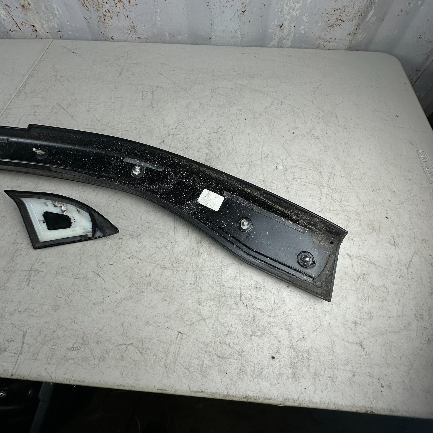 2017 - 2024 CHEVROLET CAMARO ZL1 REAR TRUNK LID END WING SPOILER BLACK 3PCS OEM