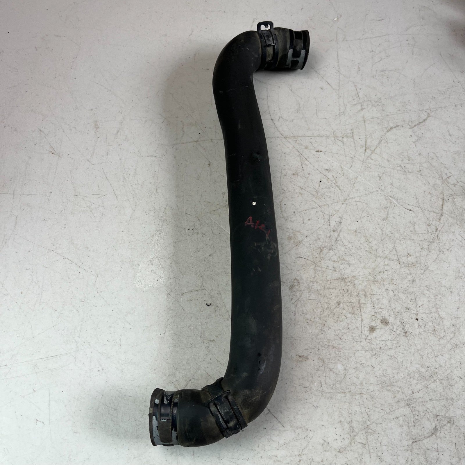 2005-2013 CHEVROLET CORVETTE C6 UPPER RADIATOR COOLING COOLANT HOSE TUBE OEM
