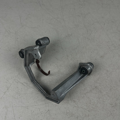 2014-19 CHEVROLET CORVETTE C7 POWER BRAKE BOOSTER VACUUM PUMP BRACKET MOUNT OEM