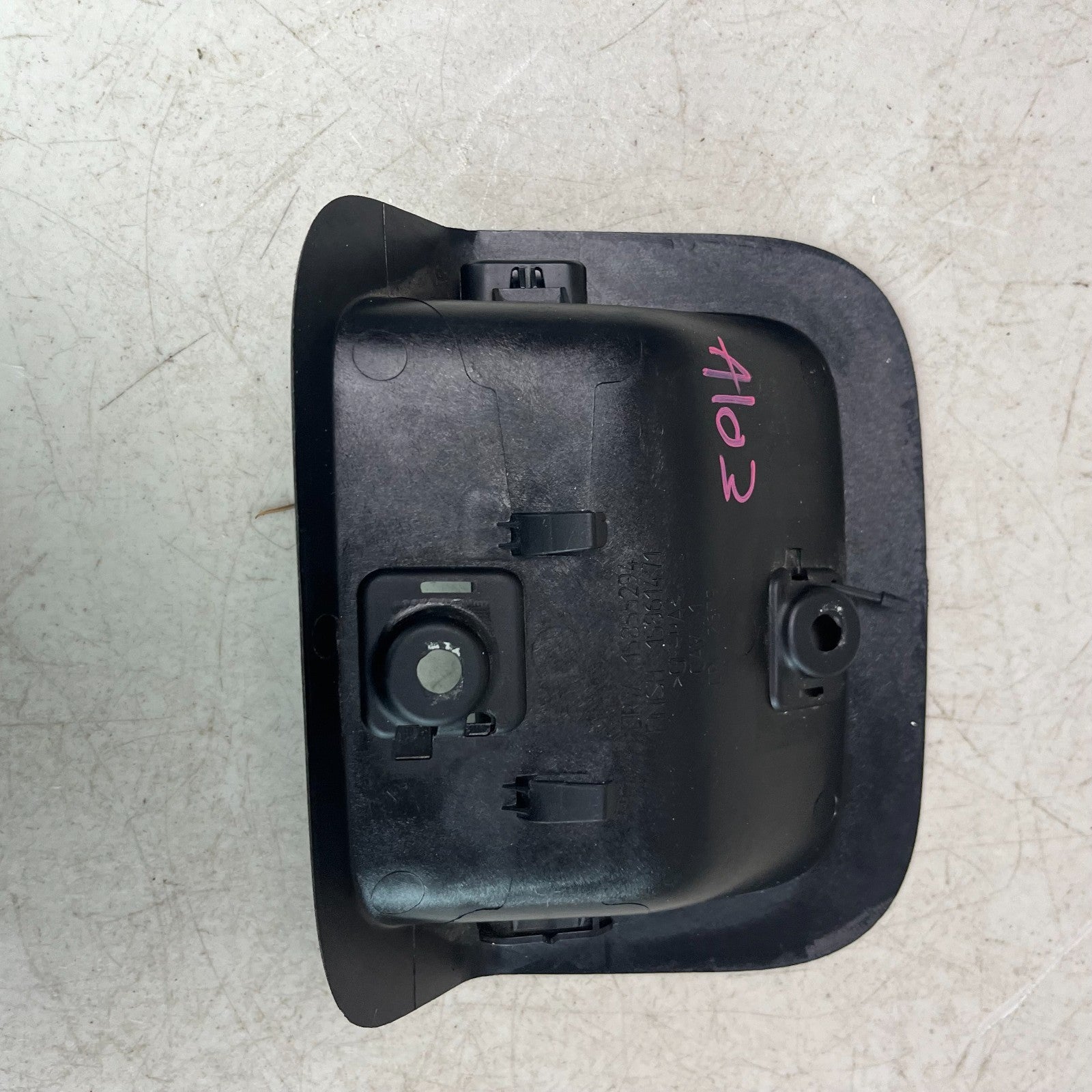 08-13 CADILLAC CTS CTS V SEDAN TRUNK HATCH LID INTERIOR GRAB HANDLE 15855294 OEM