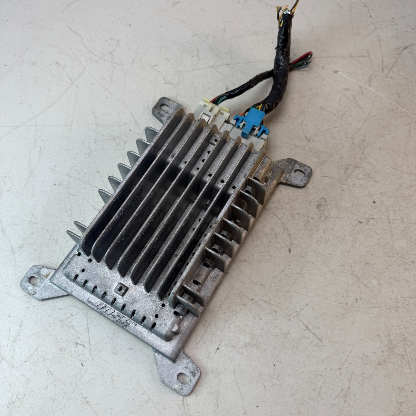 2005-2013 CHEVROLET CORVETTE C6 FRONT BOSE AUDIO SPEAKER SOUND AMP AMPLIFIER OEM