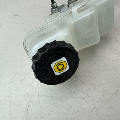 2019-2023 TOYOTA COROLLA BRAKE BOOSTER MASTER CYLINDER W/ RESERVOIR TANK OEM