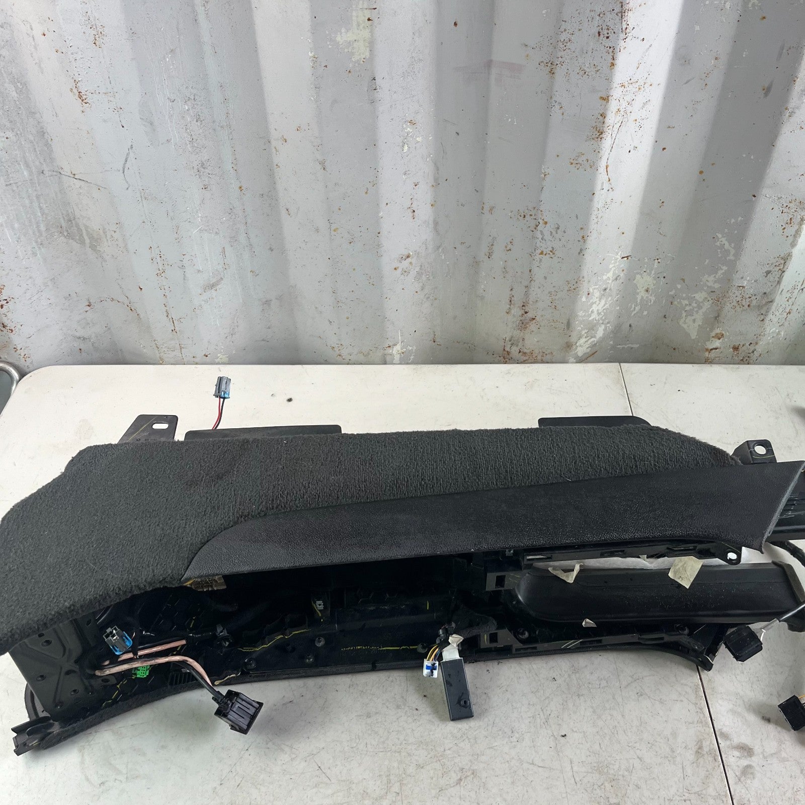 08-15 CADILLAC CTS-V FRONT CENTER CONSOLE FLOOR BASE FRAME PANEL 25801211 OEM