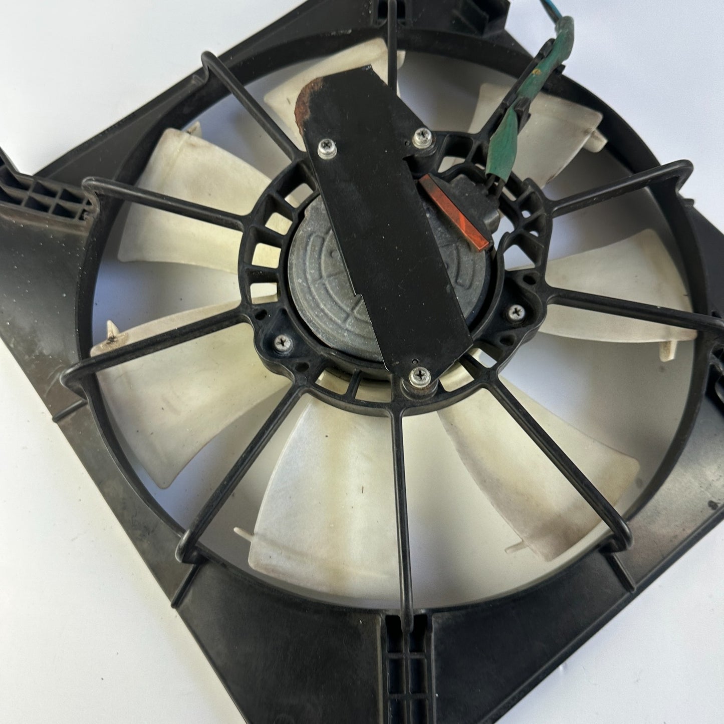 2013-2017 HONDA ACCORD ENGINE RADIATOR COOLING FAN BLADE MOTOR ASSEMBLY OEM