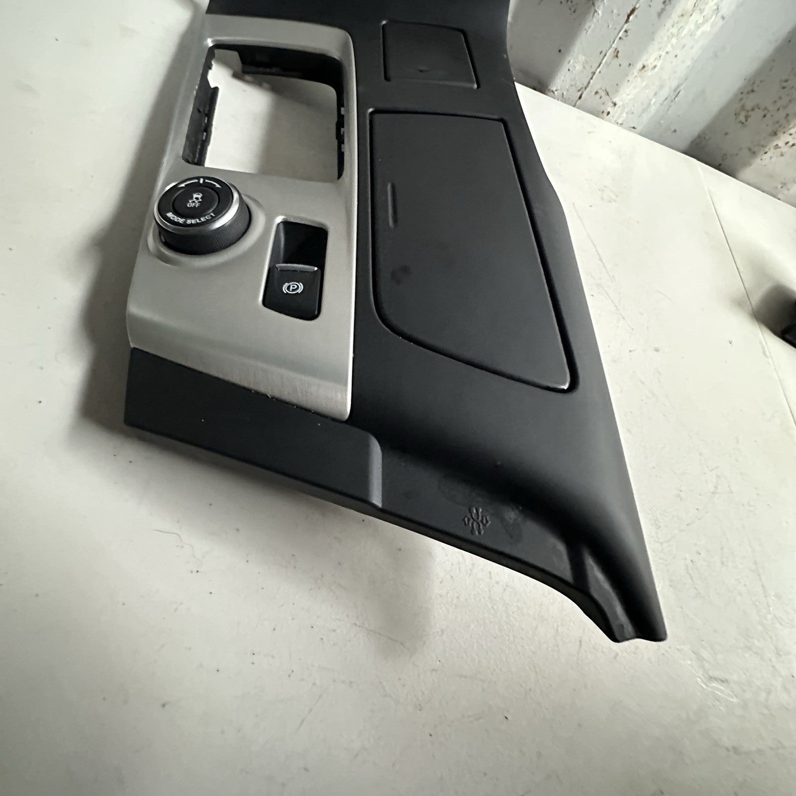 14-19 C7 Corvette Center Console Shift Bezel Trim And Cupholders Grand Sport BDG