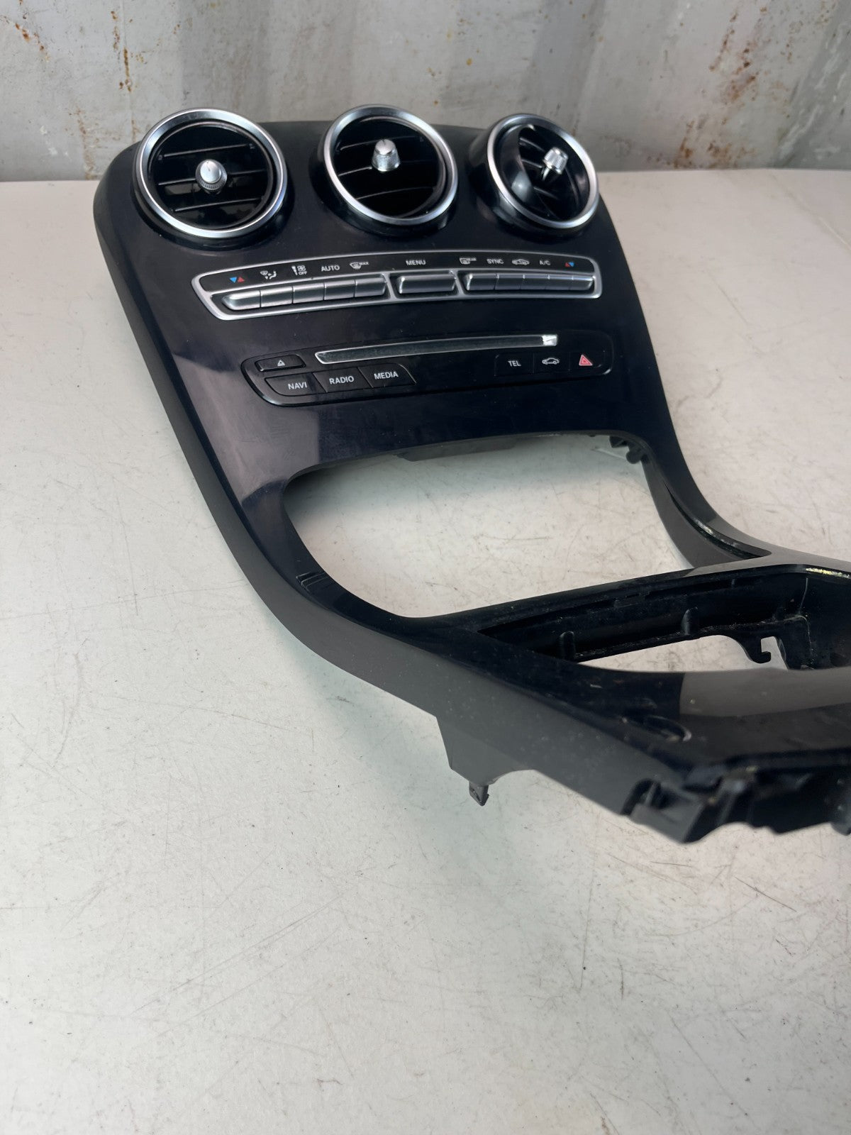 2015-2020 MERCEDES W205 C300 2.0L CENTER CONSOLE AIR VENT SWITCH PANEL ASSY OEM