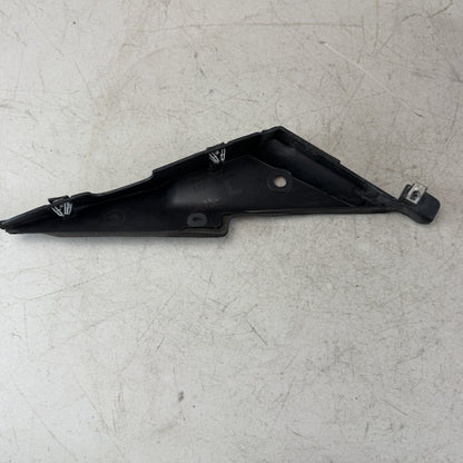 05-13 C6 Corvette Exterior A Pillar Bracket LH Driver 15240517