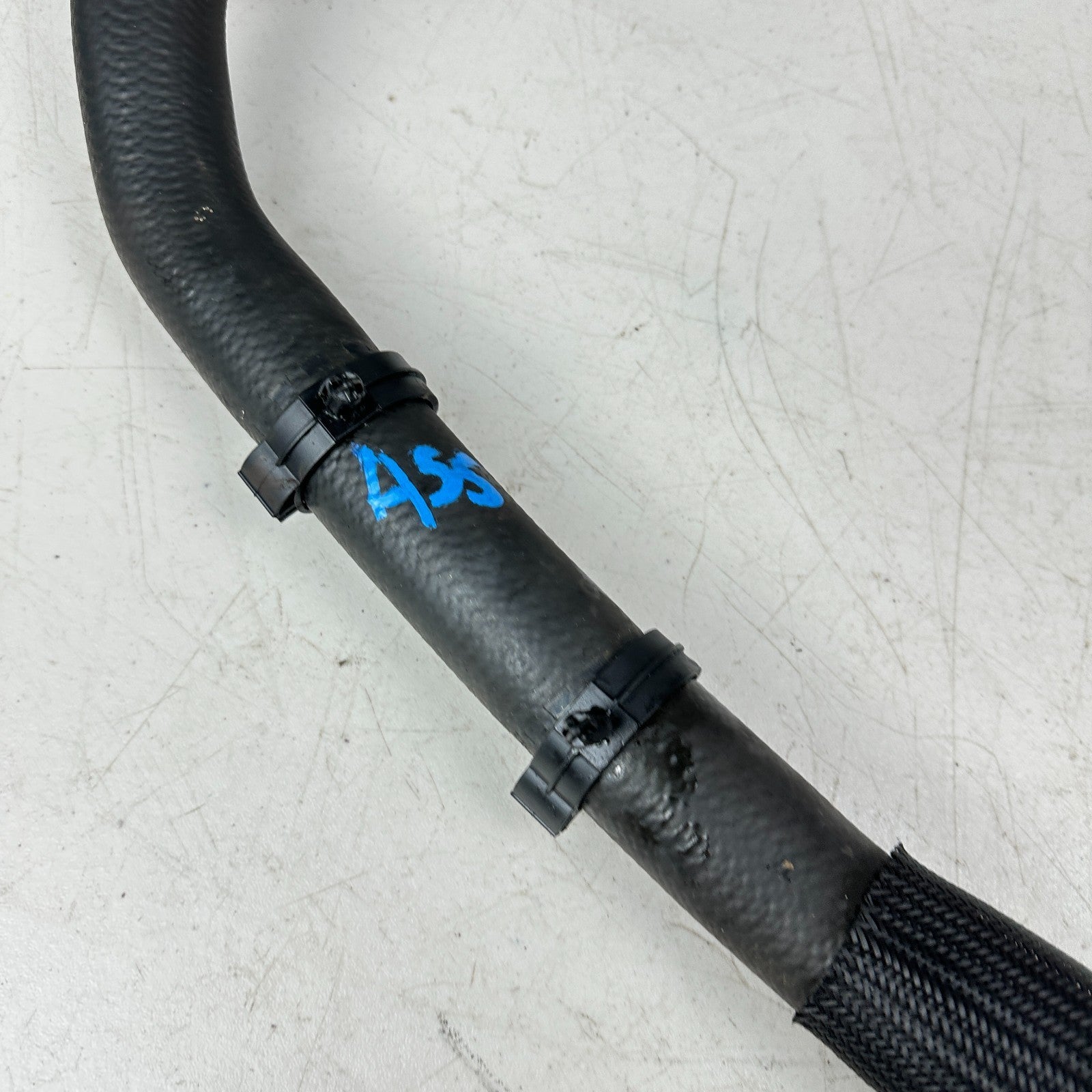 2014-19 CHEVROLET CORVETTE C7 ENGINE RADIATOR COOLING COOLANT HOSE TUBE PIPE OEM