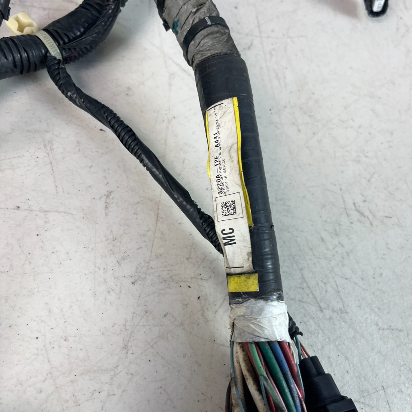 2016 HONDA ACCORD ENGINE ROOM FUSE BOX WIRE WIRING HARNESS 3220A-T2F-A441 OEM