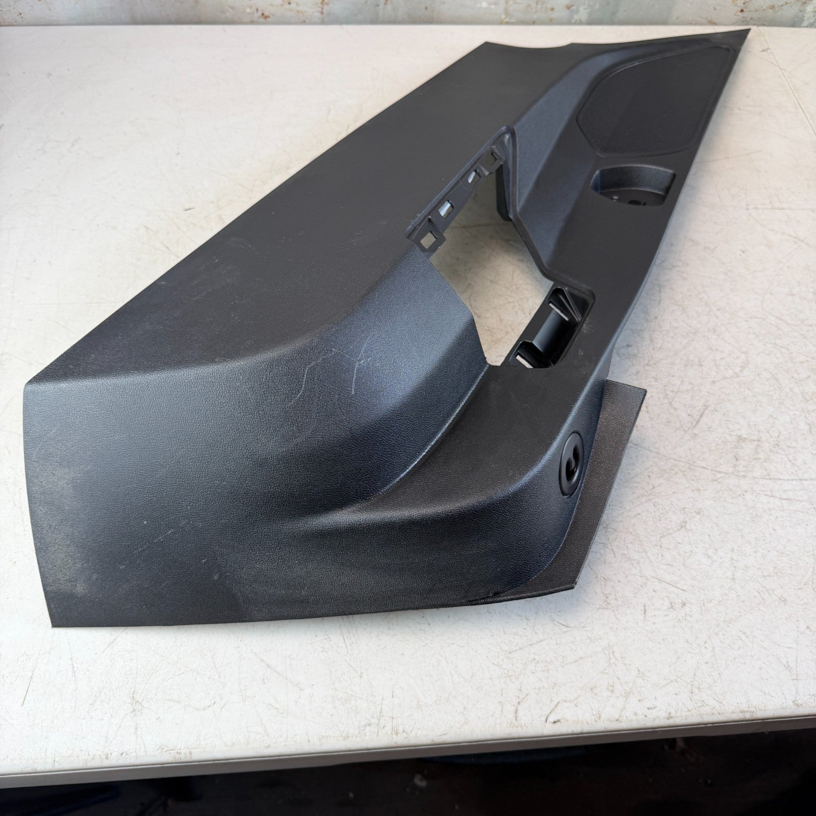 2014-2019 CHEVROLET CORVETTE C7 RIGHT SIDE TRUNK TRIM COVER PANEL 22945836  OEM