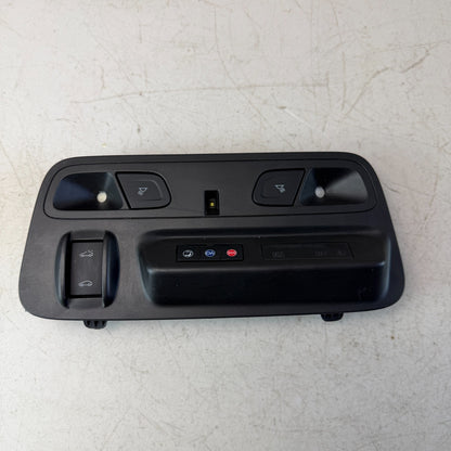 16-24 CHEVROLET CAMARO OVERHEAD ROOF DOME SWITCH LIGHT LAMP CONSOLE 84639395 OEM
