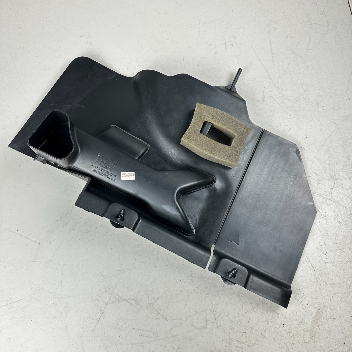 05-13 CHEVROLET CORVETTE RIGHT SIDE UNDER DASH LOWER HUSH TRIM PANEL BLACK OEM
