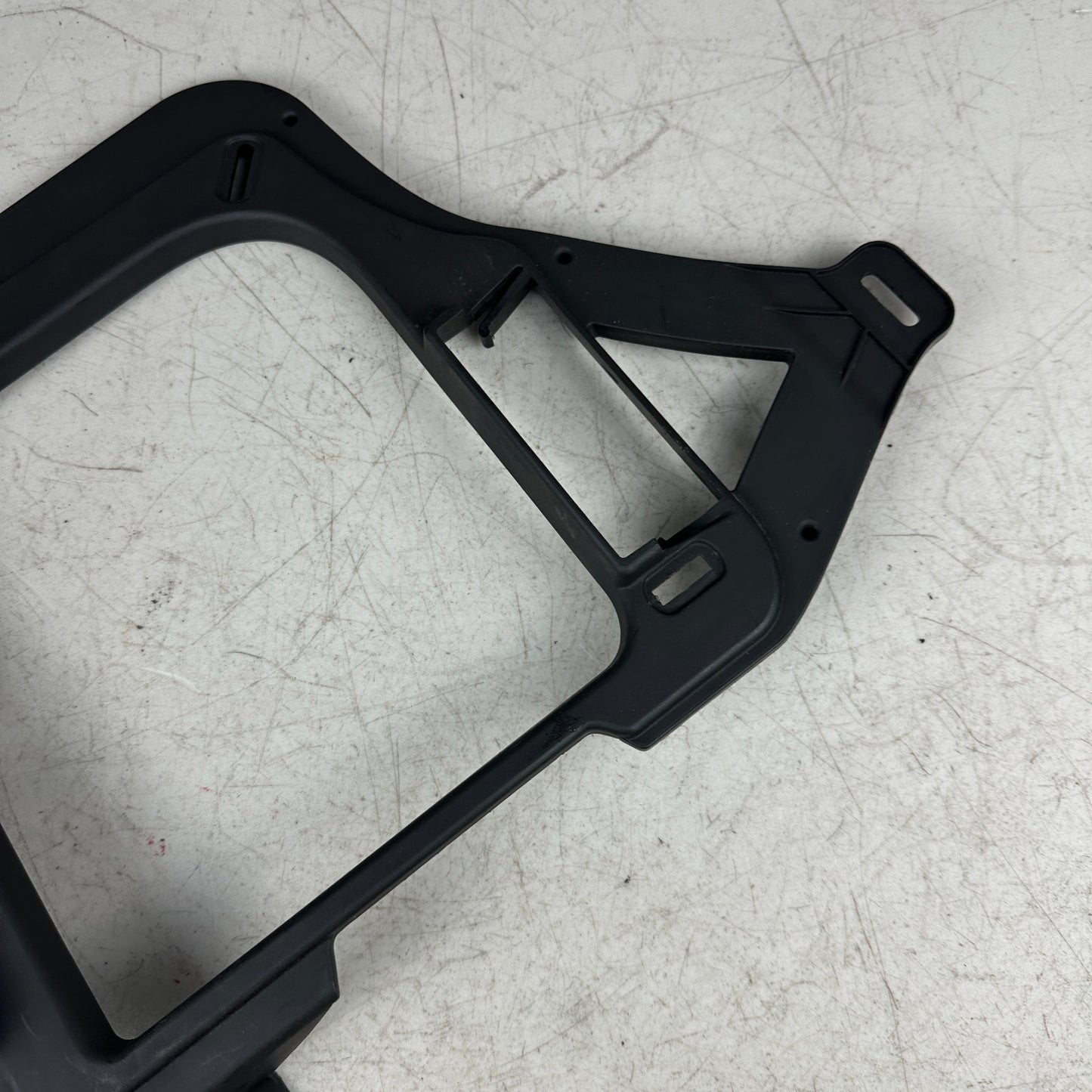 14-19 CHEVROLET CORVETTE C7 REAR LEFT TRUNK FLOOR STORAGE BOX BRACKET MOUNT OEM