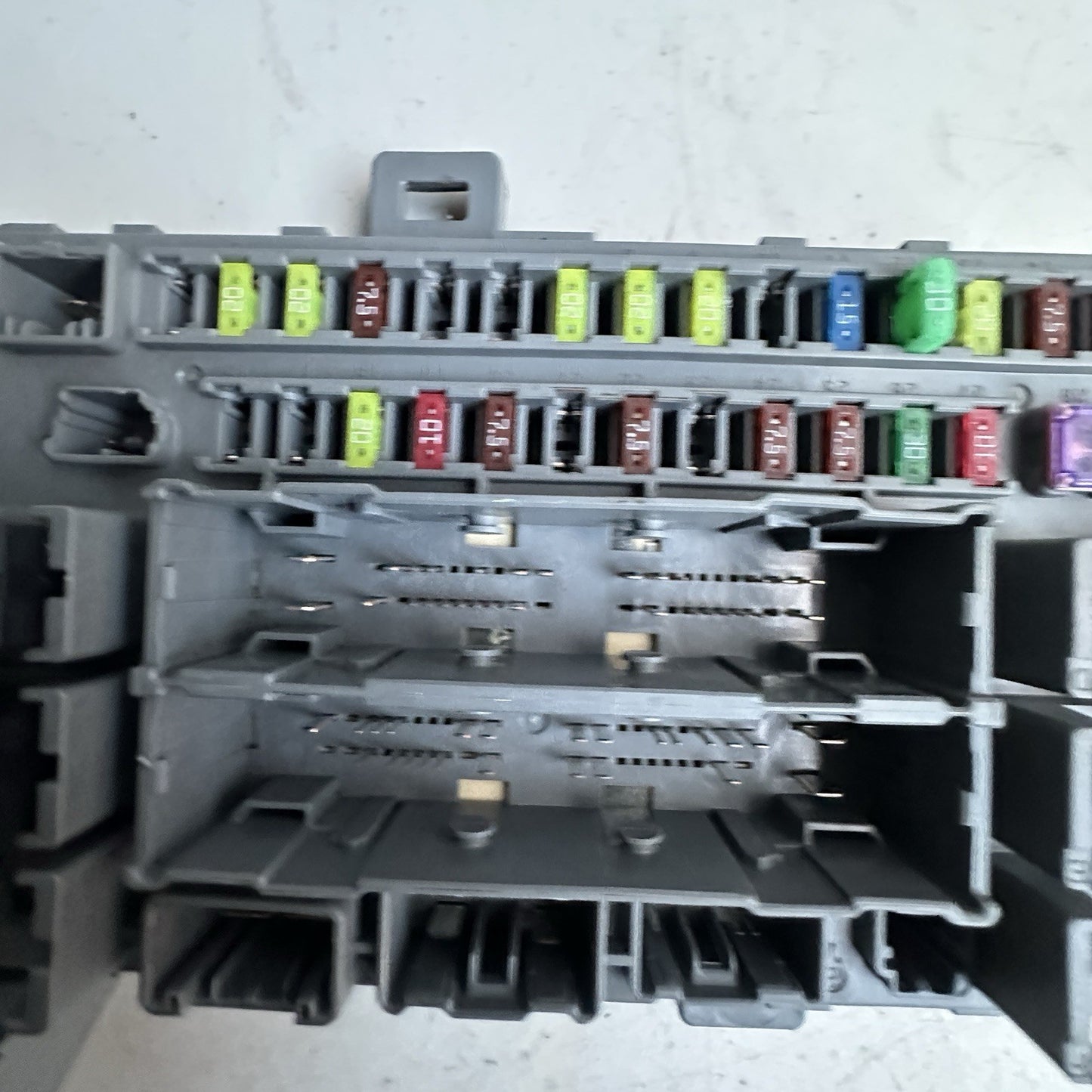 2014-2017 Acura RLX OEM Right Front Dash Fuse Box Module Junction Box