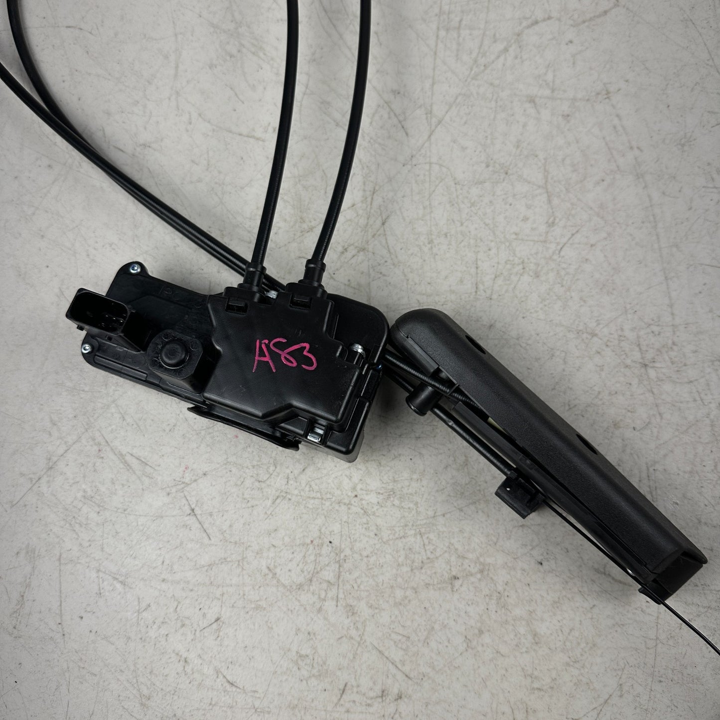 15-19 CHEVROLET CORVETTE C7 LEFT DRIVER DOOR LOCK LATCH ACTUATOR 23292637 OEM