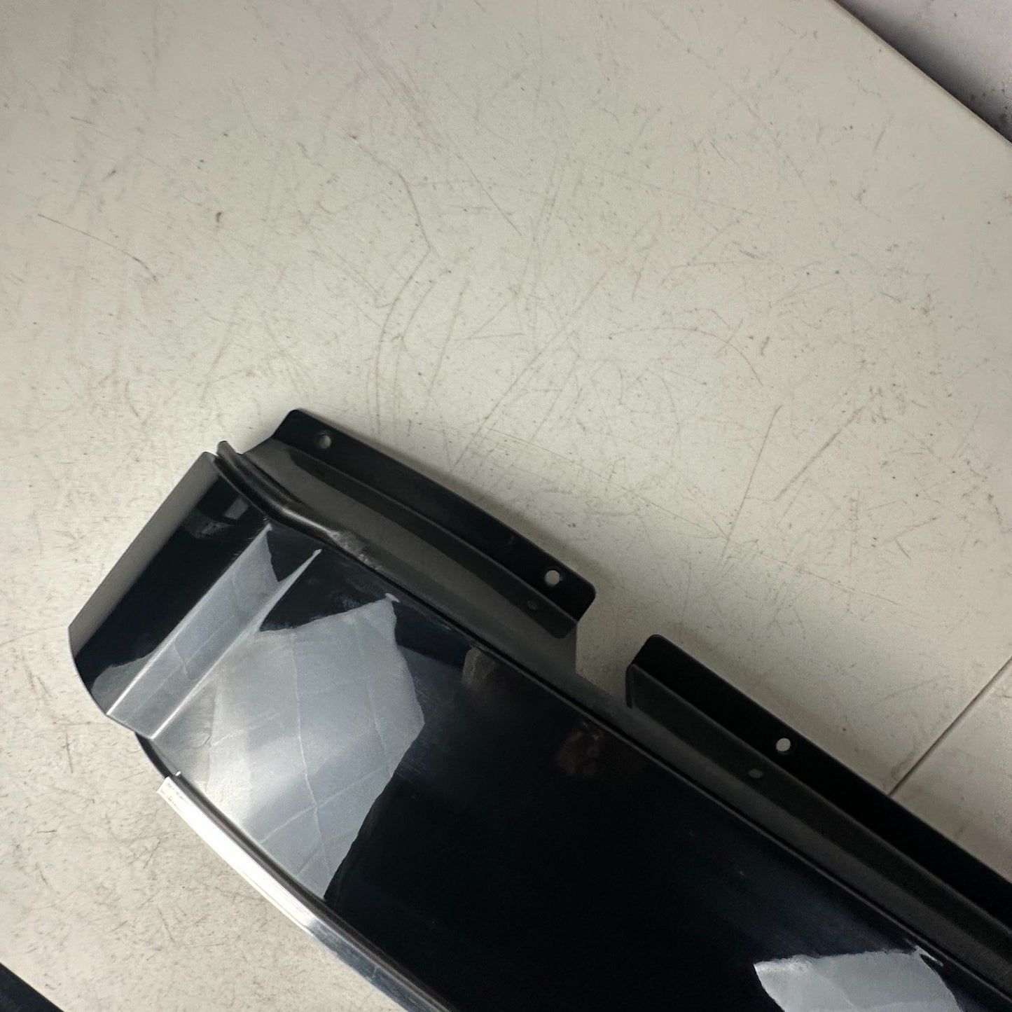 2014-2019 CHEVROLET CORVETTE C7 REAR ROOF EXTENSION COVER PANEL 23316884 OEM