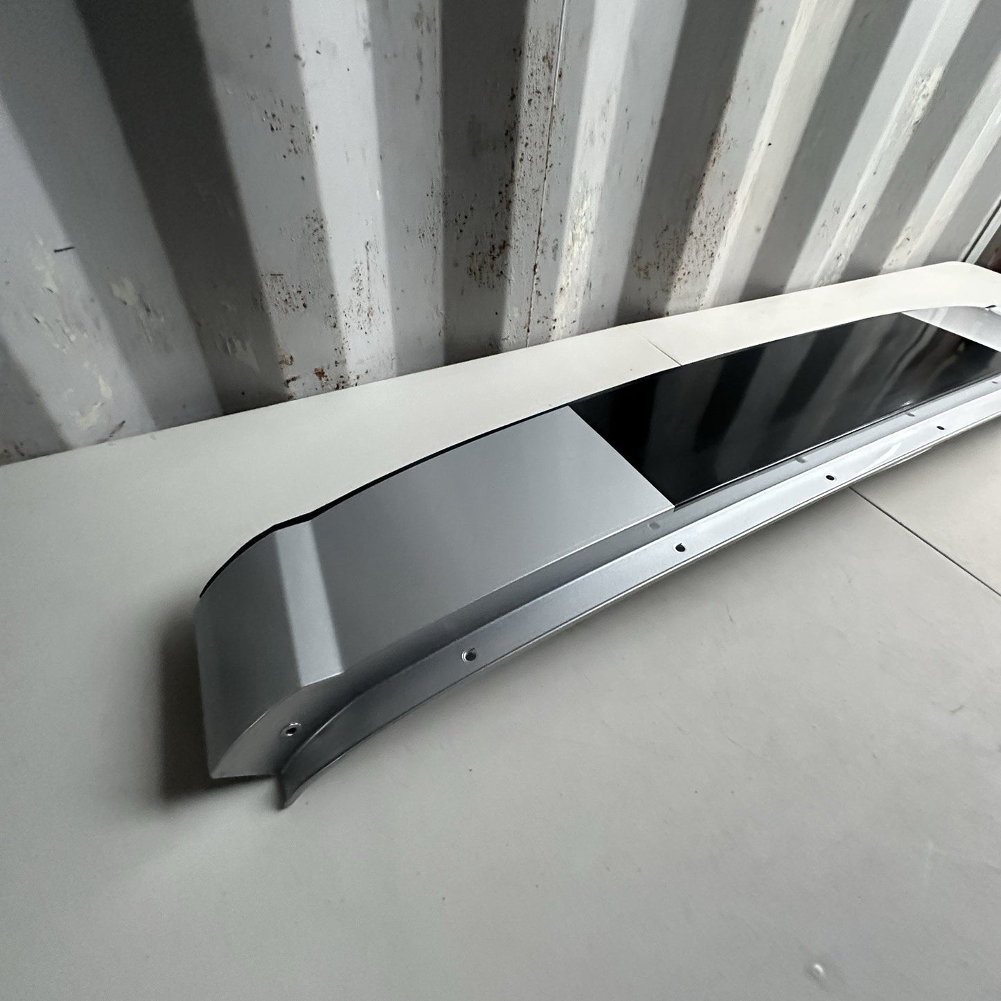 14-19 Chevy C7 Corvette Exterior Halo Rear Roof Section (Silver/Black)